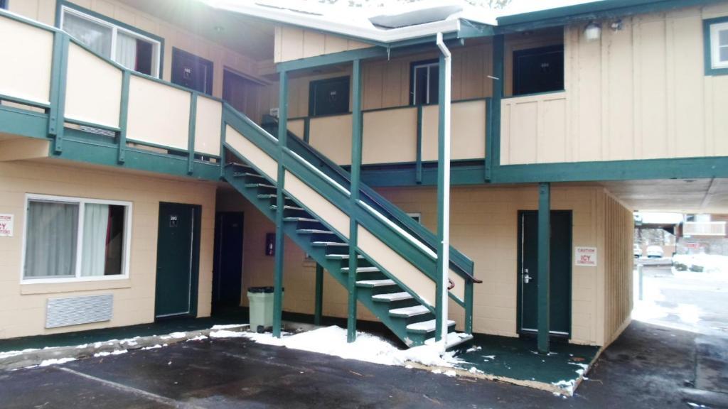 Green Lantern Motel Саус Лэйк Тахо Экстерьер фото